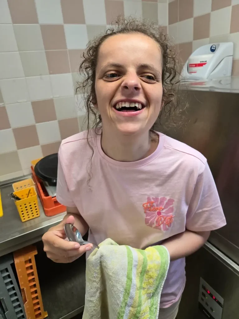 Lisanne Vahlkamp werkt voor Ruimte voor Elkaar op het Natuurcentrum Gorinchem